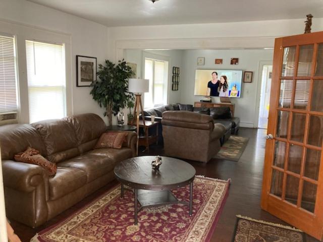 Country House On 1 Acre 4 Beds Great For Events Or A Quiet Weekend! Independence Zewnętrze zdjęcie