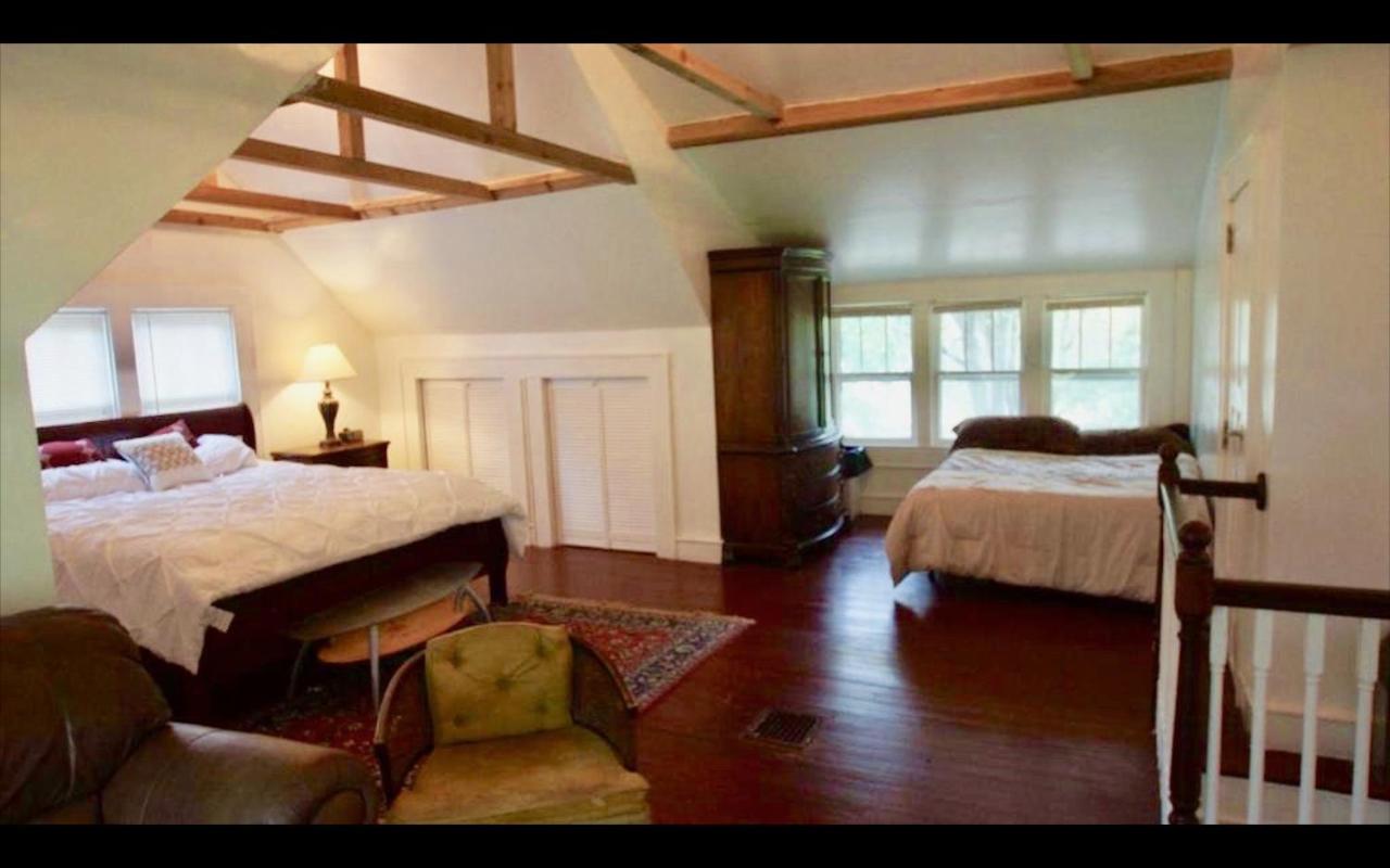 Country House On 1 Acre 4 Beds Great For Events Or A Quiet Weekend! Independence Zewnętrze zdjęcie