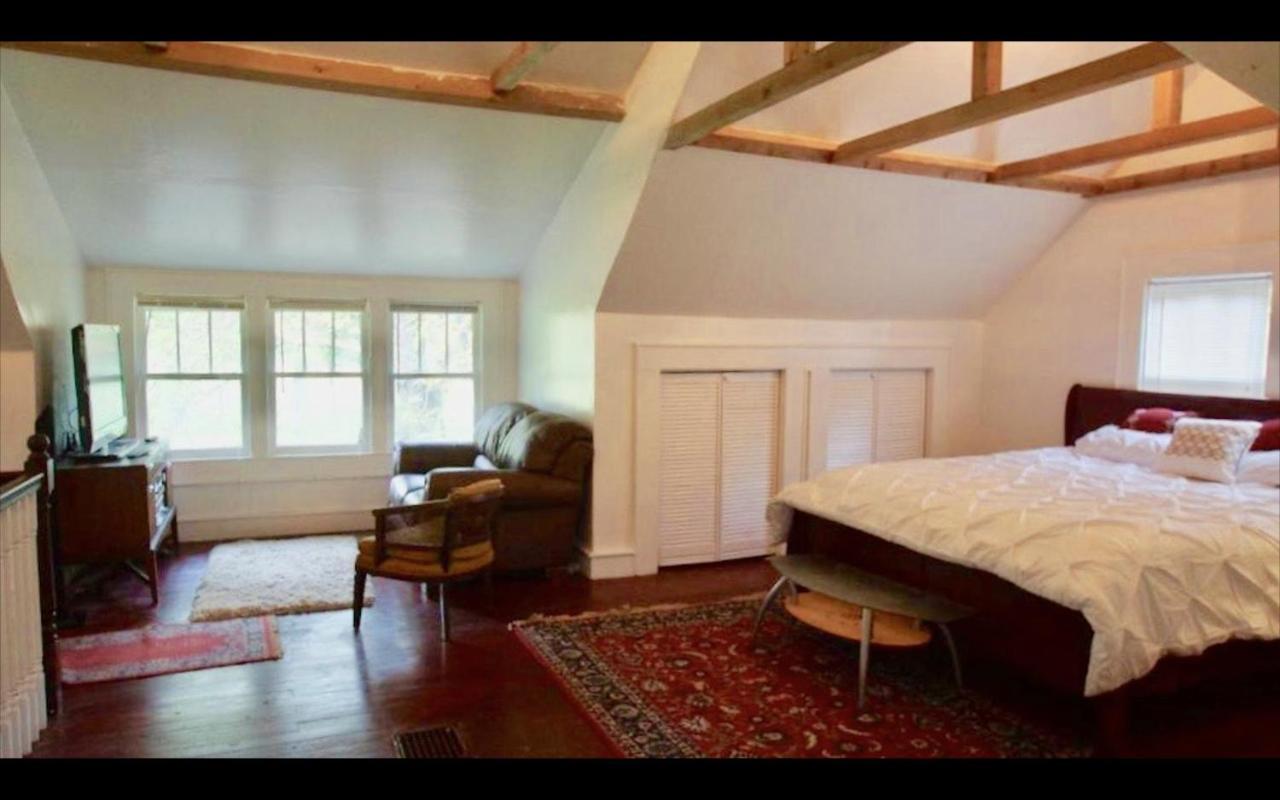 Country House On 1 Acre 4 Beds Great For Events Or A Quiet Weekend! Independence Zewnętrze zdjęcie